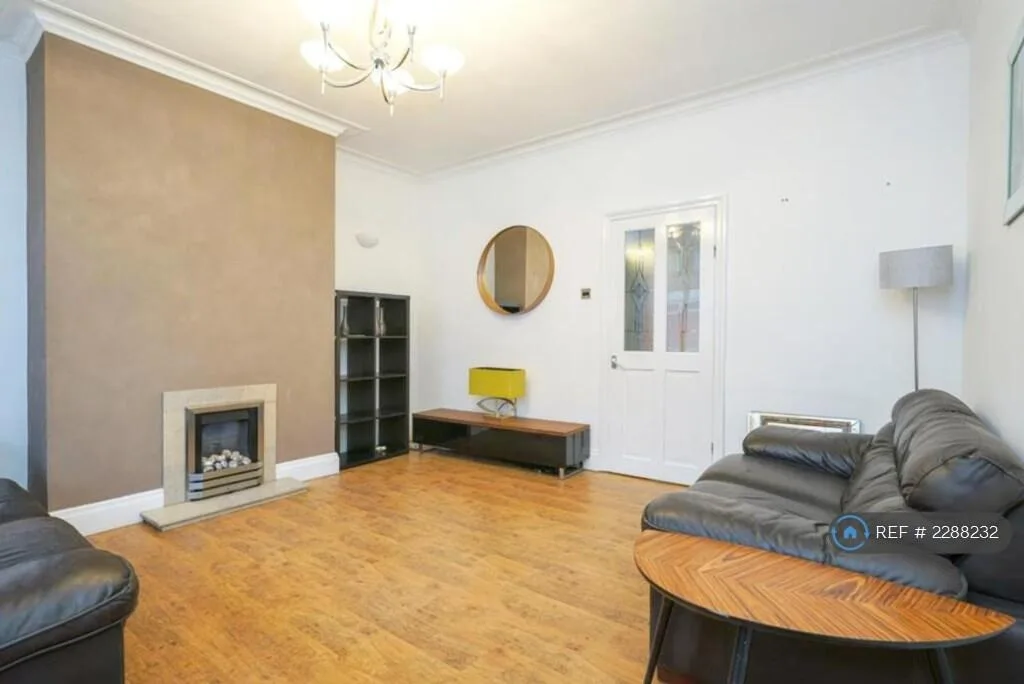 2 bedroom terraced house for rent