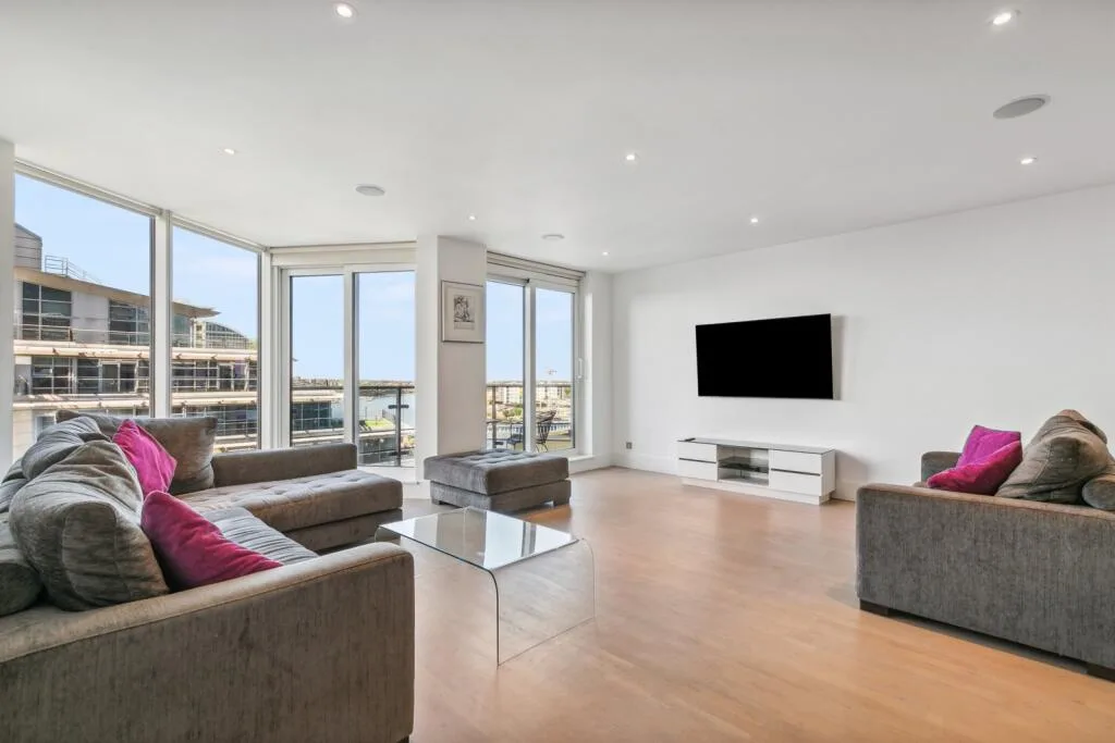 3 bedroom flat for rent