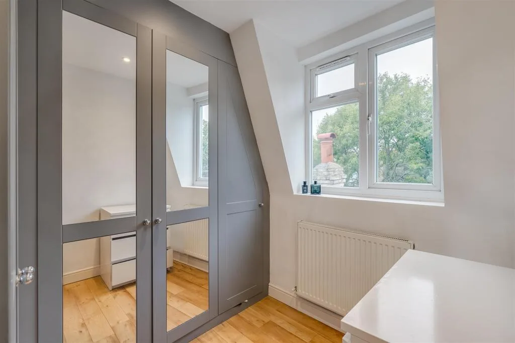 3 bedroom maisonette for rent
