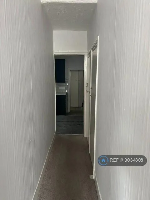 1 bedroom maisonette for rent