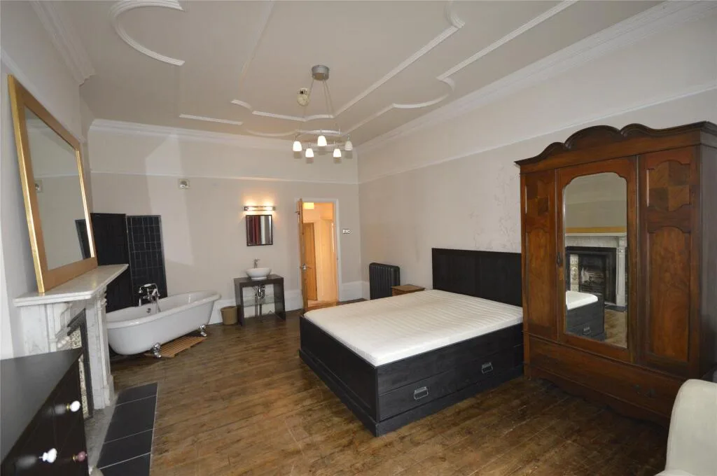 3 bedroom apartment for rent