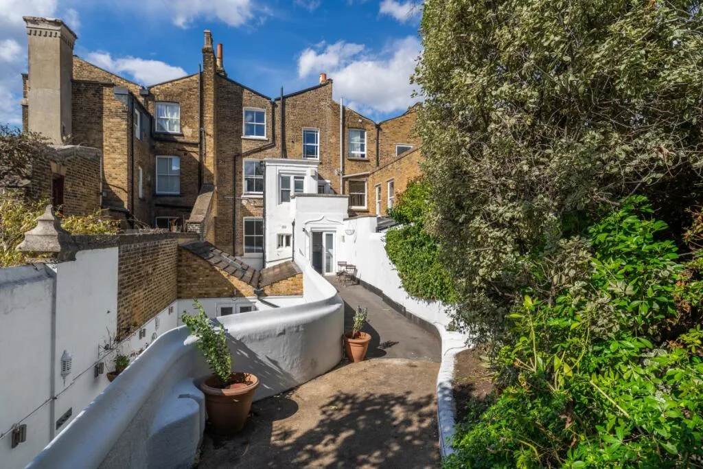 1 bedroom flat for rent