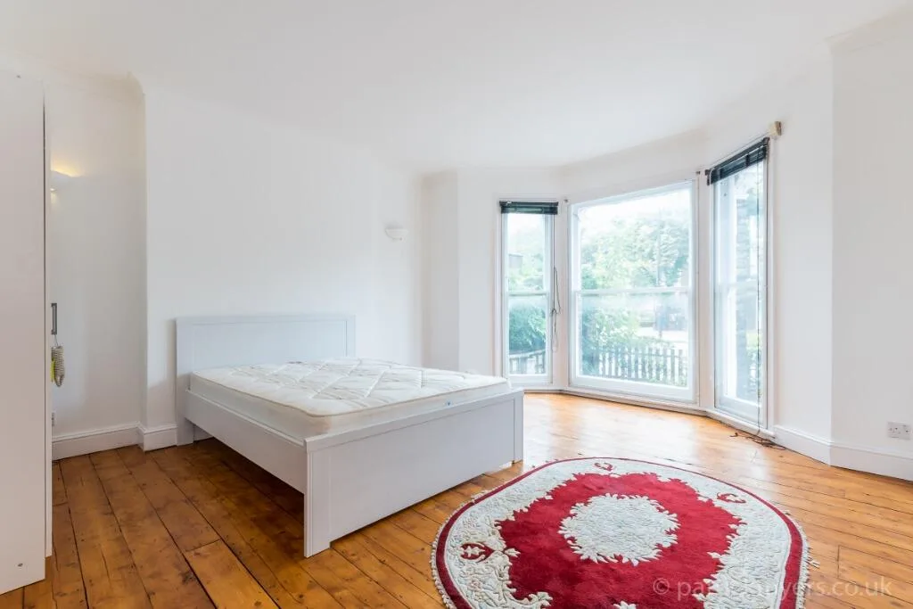 3 bedroom maisonette for rent