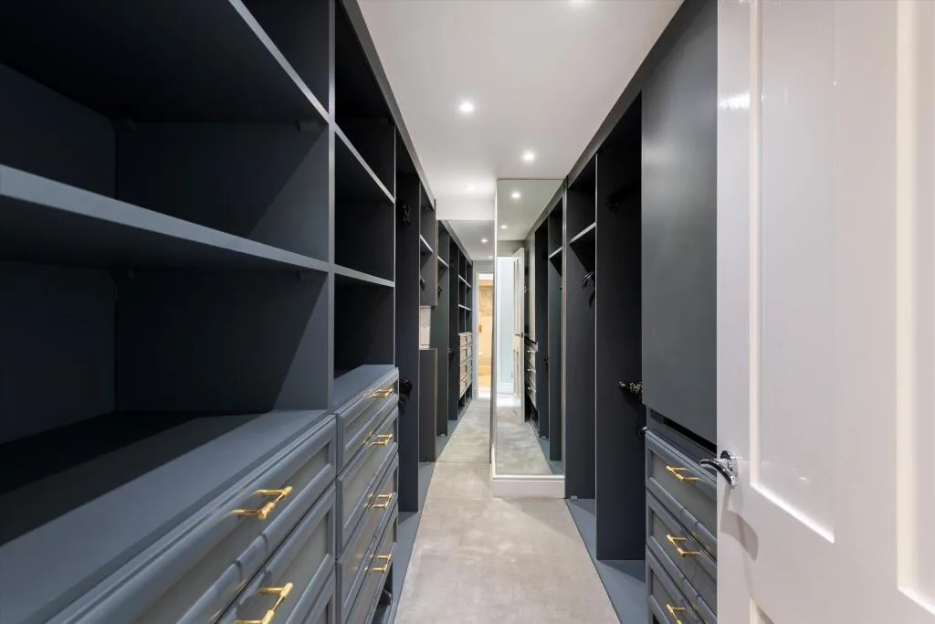 4 bedroom flat for rent
