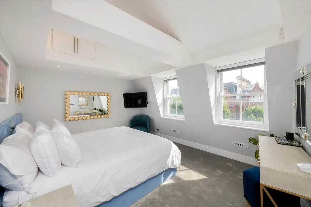 4 bedroom flat for rent
