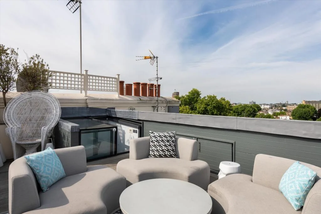 4 bedroom flat for rent