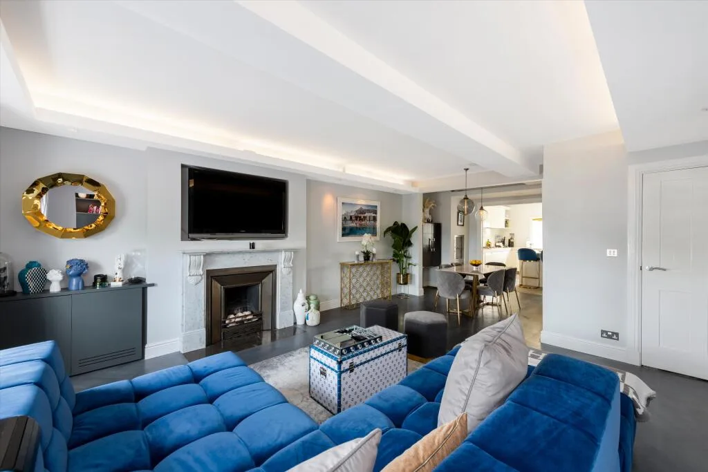 4 bedroom flat for rent