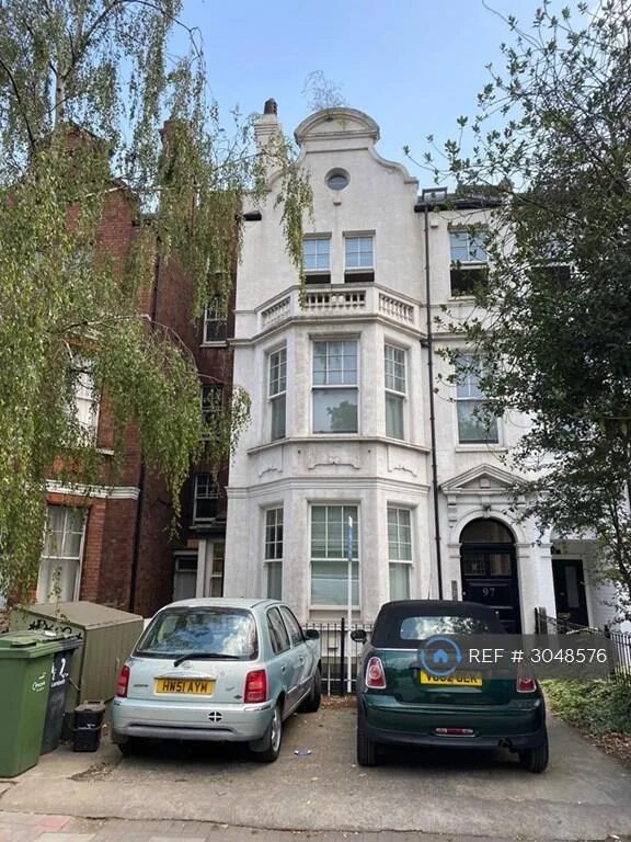 2 bedroom flat for rent