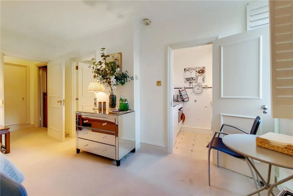 Studio flat for rent
