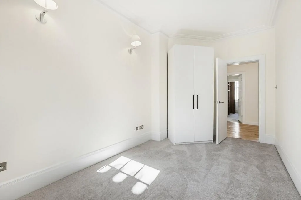 4 bedroom flat for rent