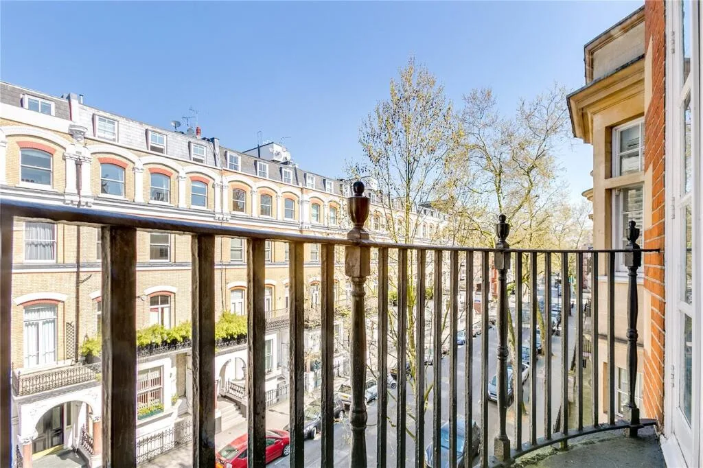 4 bedroom flat for rent