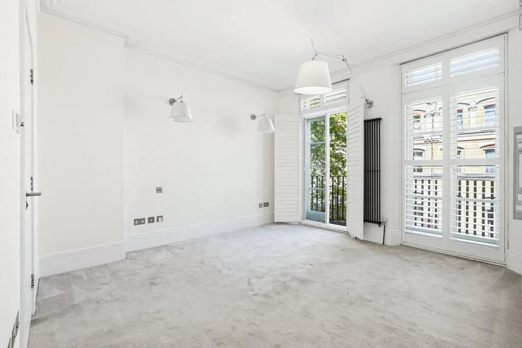4 bedroom flat for rent