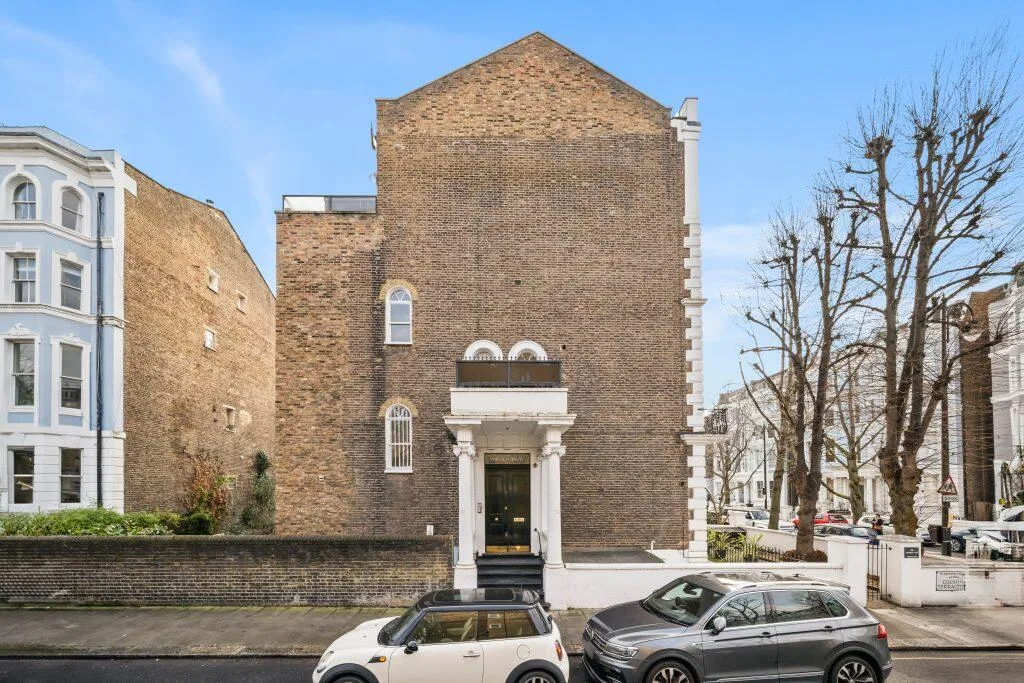 Studio flat for rent