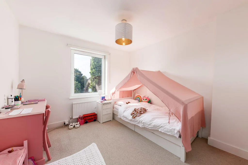4 bedroom terraced house for rent