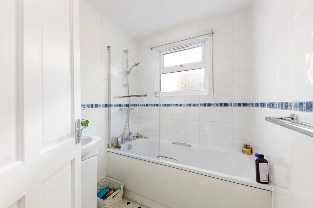 4 bedroom terraced house for rent