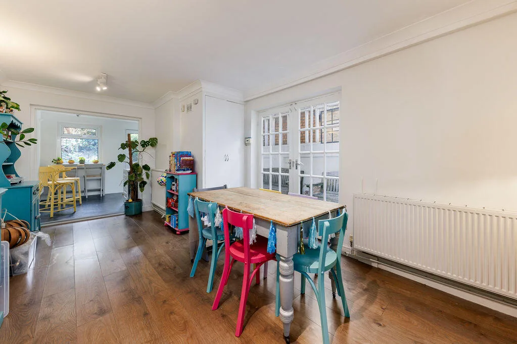 4 bedroom terraced house for rent