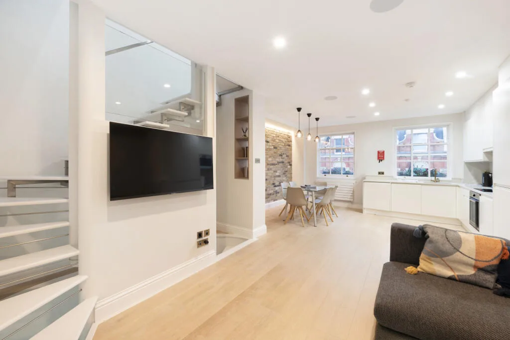 3 bedroom flat for rent