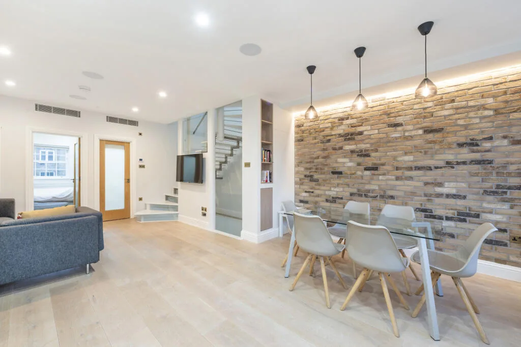 3 bedroom flat for rent