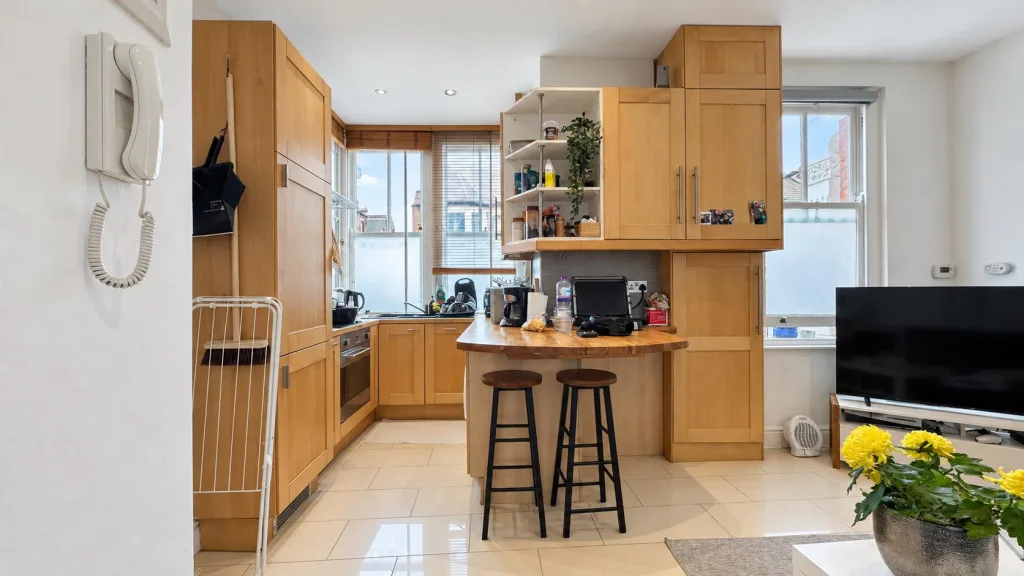 2 bedroom flat for rent