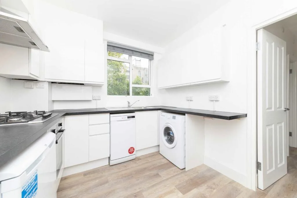 3 bedroom flat for rent