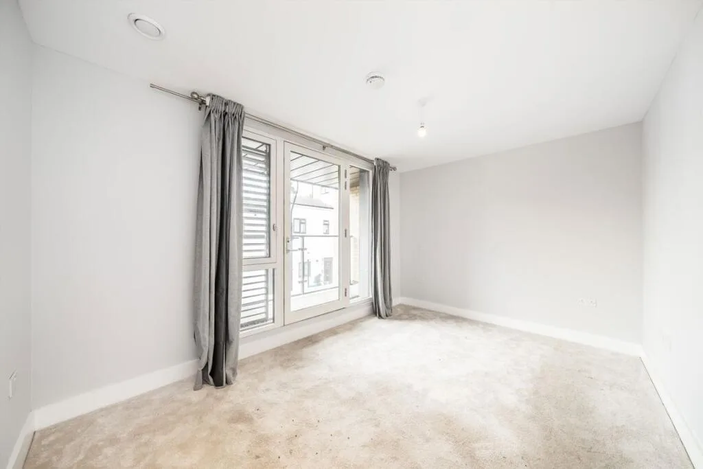 3 bedroom end of terrace house for rent