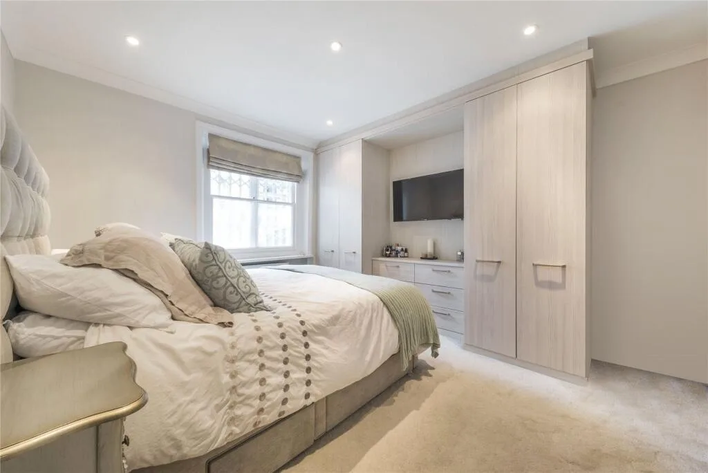 3 bedroom flat for rent