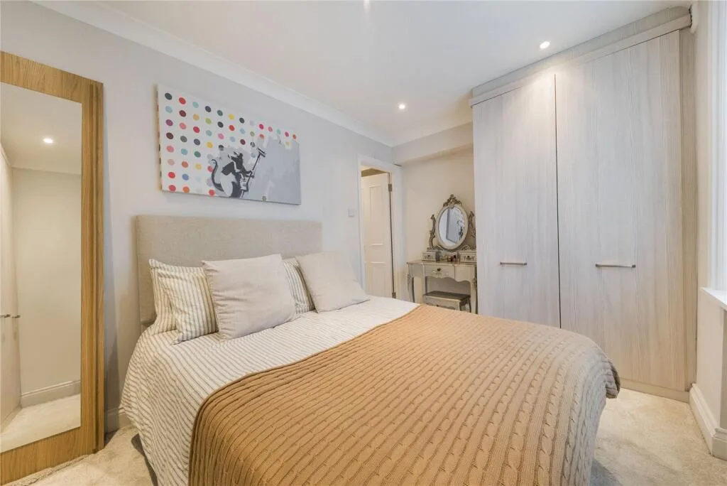 3 bedroom flat for rent
