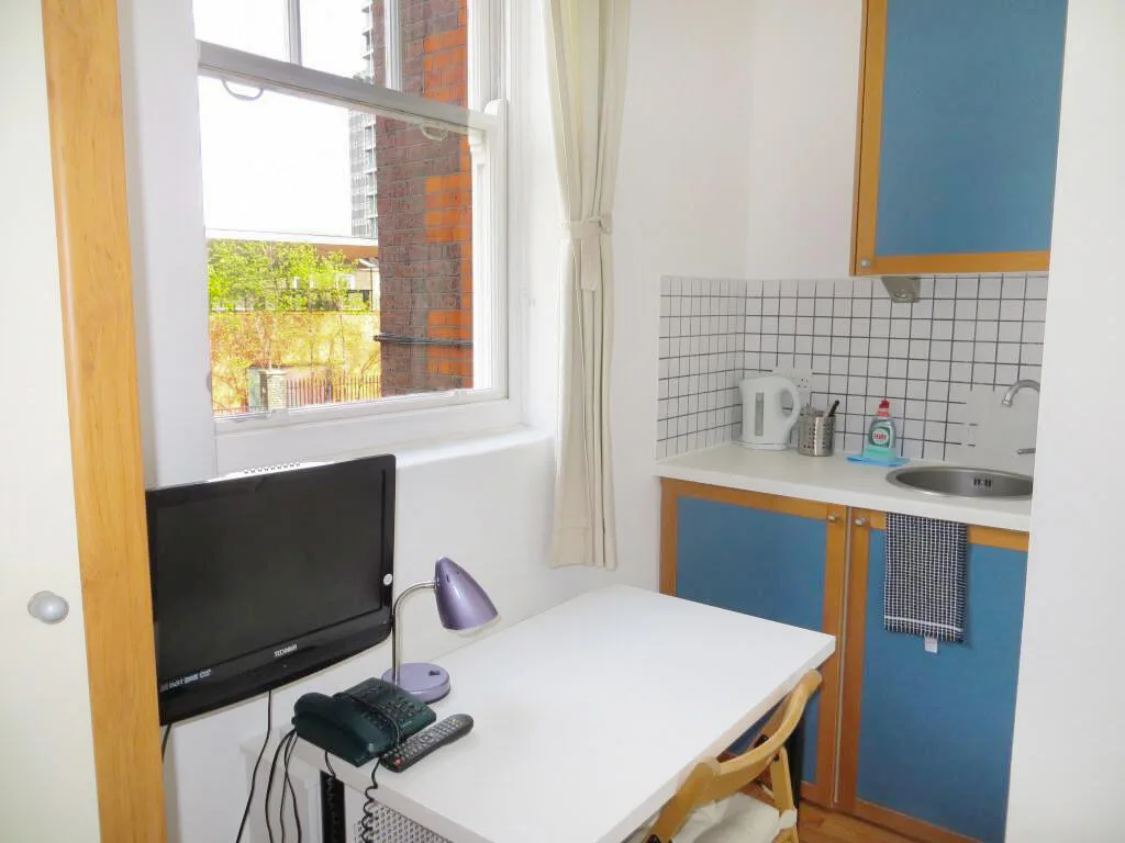 Studio flat for rent