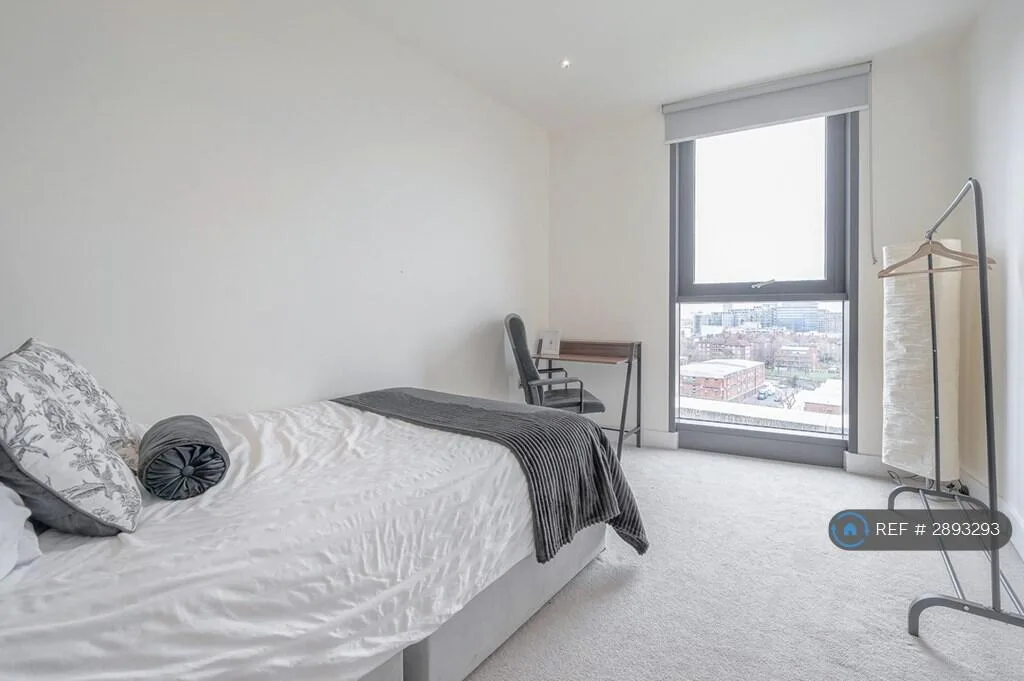 3 bedroom flat for rent