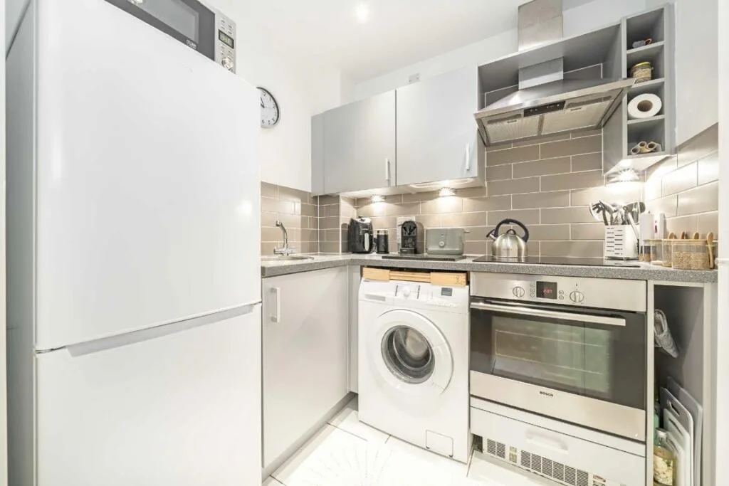 Studio flat for rent