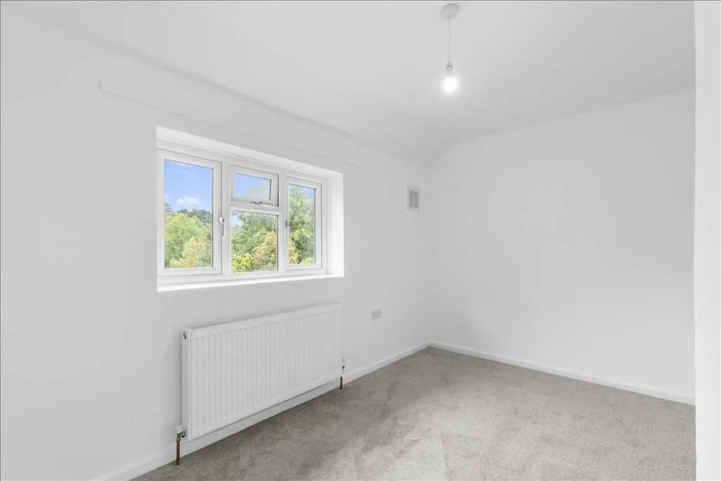 3 bedroom semi-detached house for rent