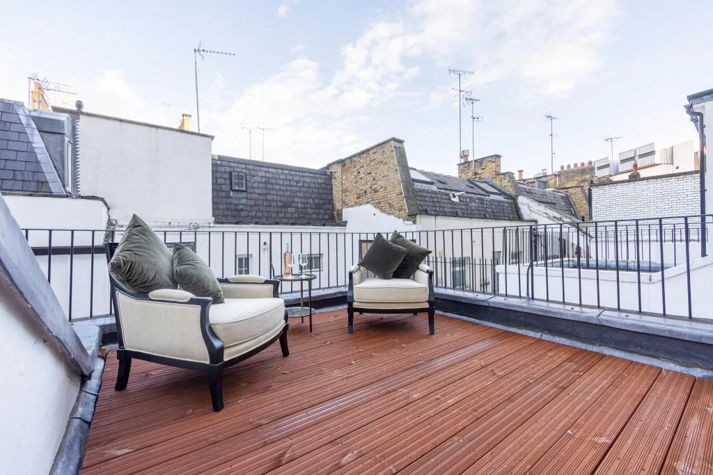 2 bedroom duplex for rent
