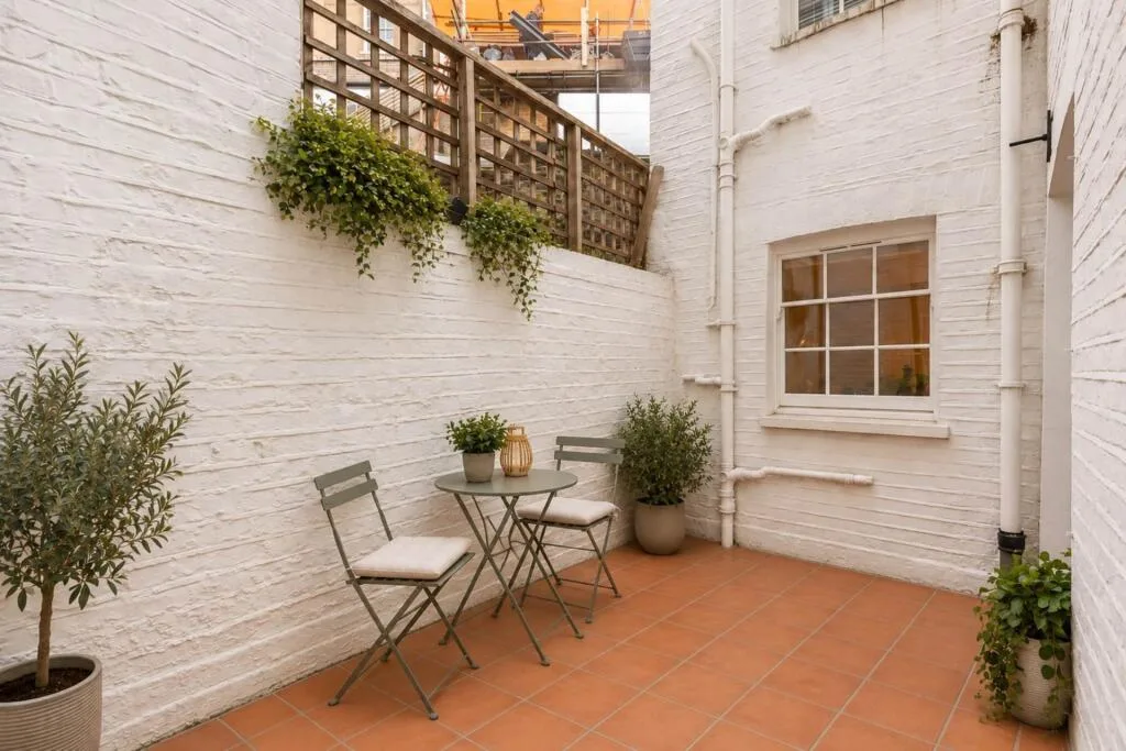 2 bedroom apartment for rent