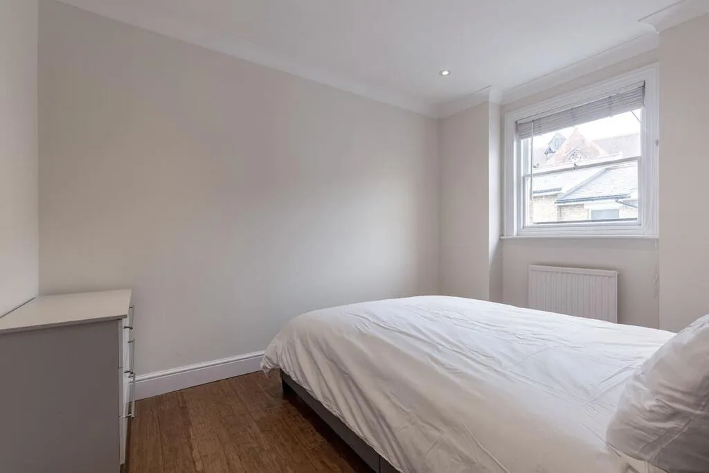 2 bedroom town house for rent