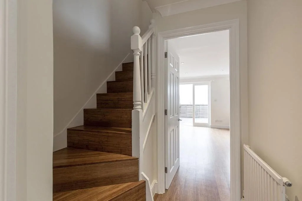 2 bedroom town house for rent