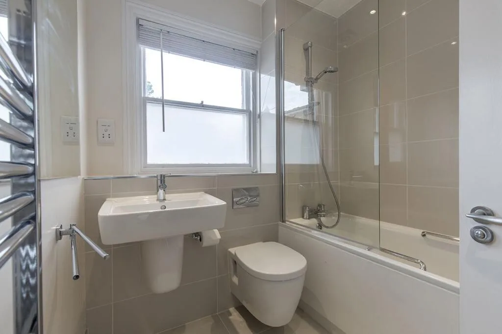 2 bedroom town house for rent