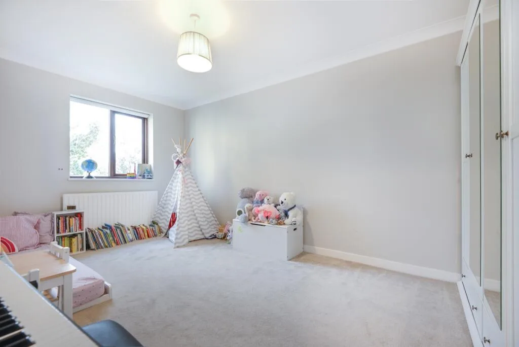 4 bedroom terraced house for rent