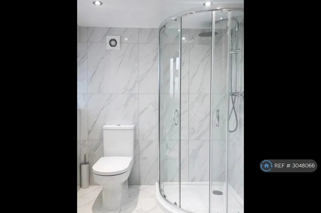 4 bedroom flat for rent