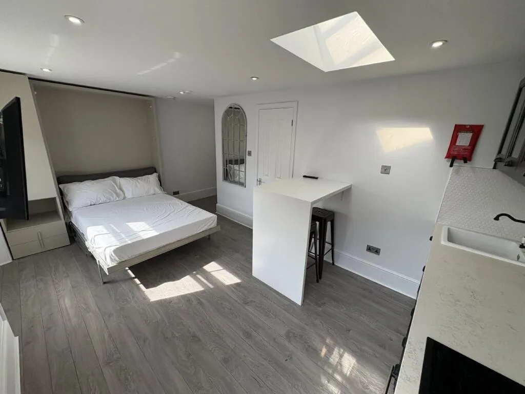 Studio flat for rent