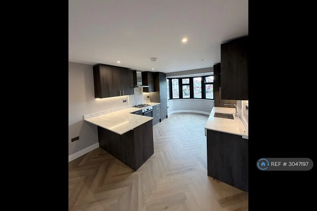 3 bedroom flat for rent