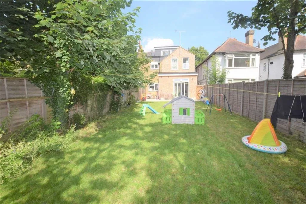 2 bedroom ground floor flat for rent