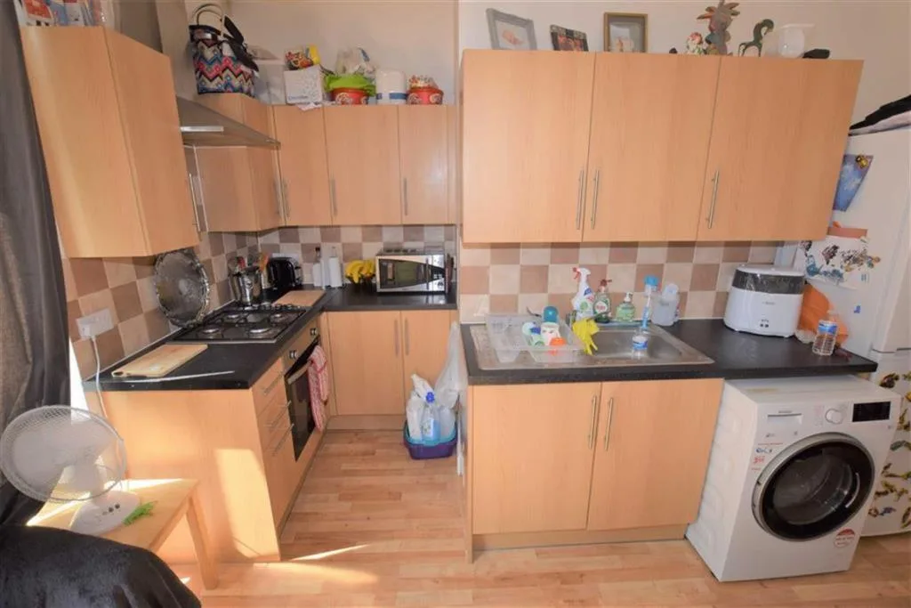 2 bedroom ground floor flat for rent