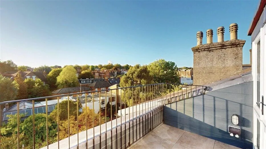3 bedroom flat for rent