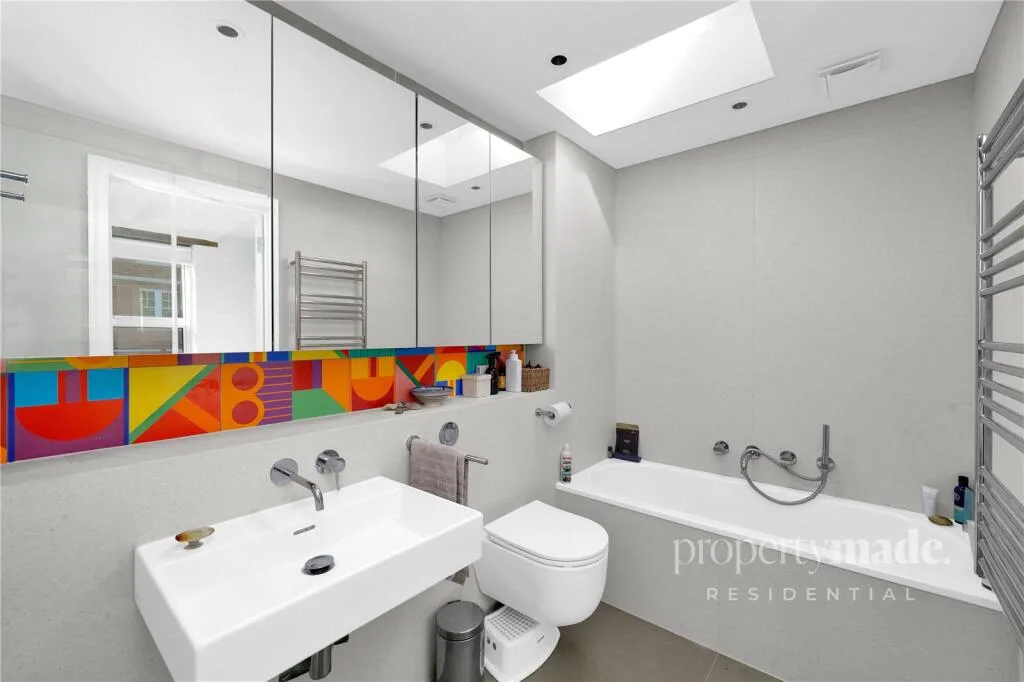 2 bedroom detached house for rent
