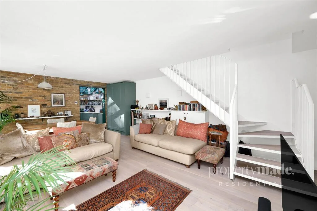 2 bedroom detached house for rent