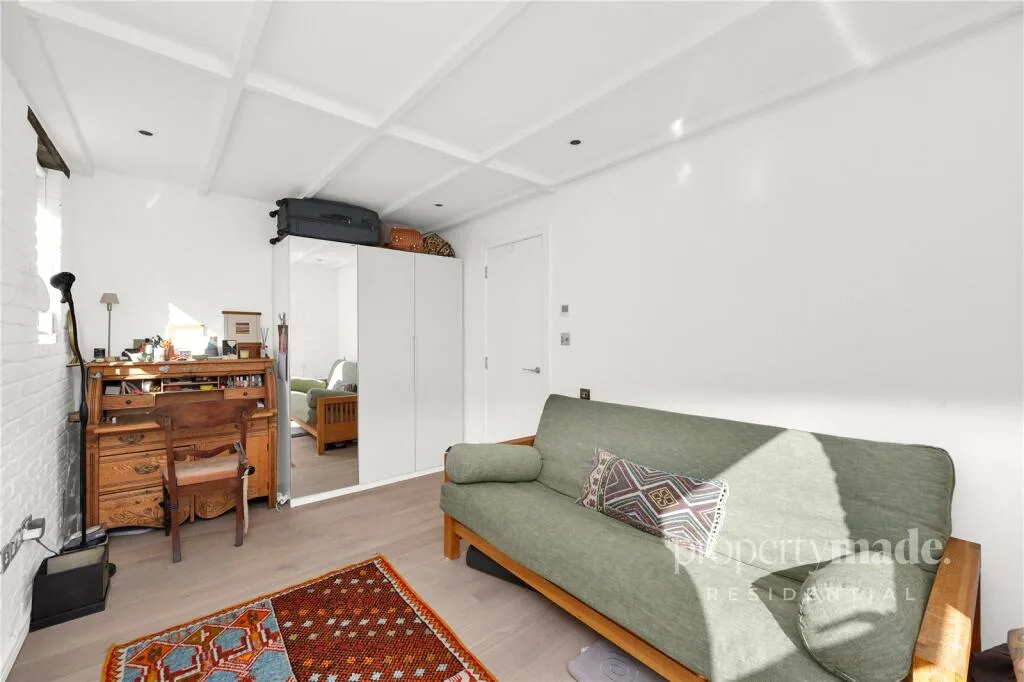 2 bedroom detached house for rent