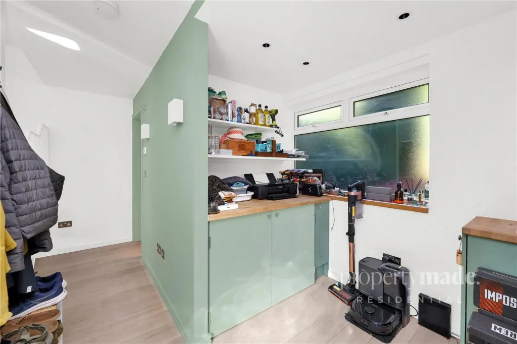 2 bedroom detached house for rent