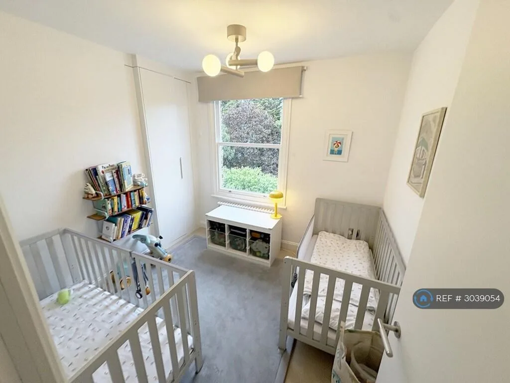 3 bedroom maisonette for rent