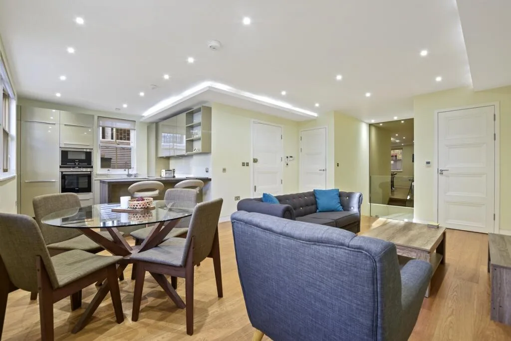 3 bedroom flat for rent
