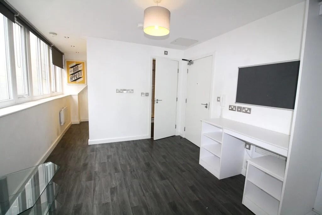 Studio apartment for rent